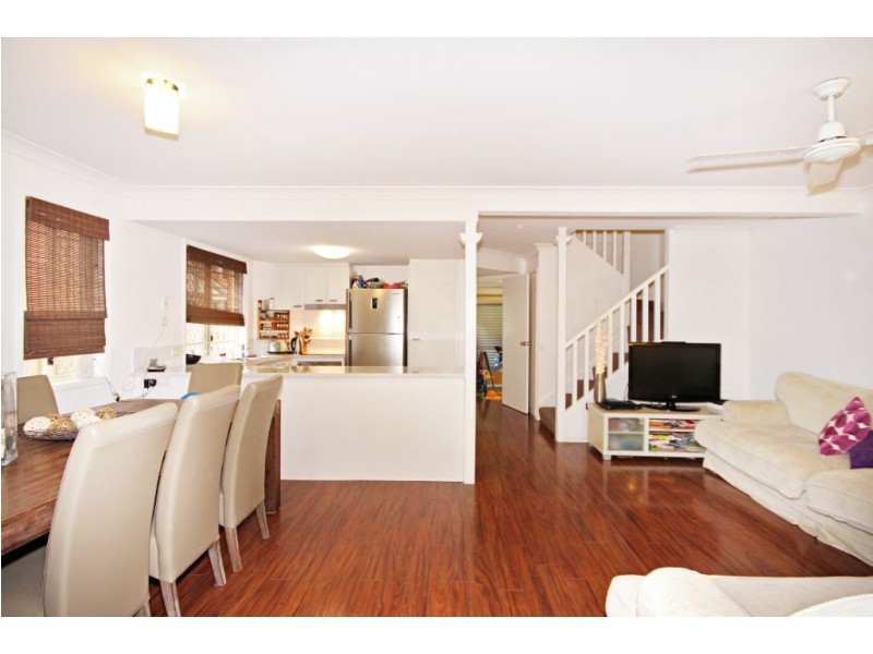 8/88 Old Coach Road, Mudgeeraba QLD 4213