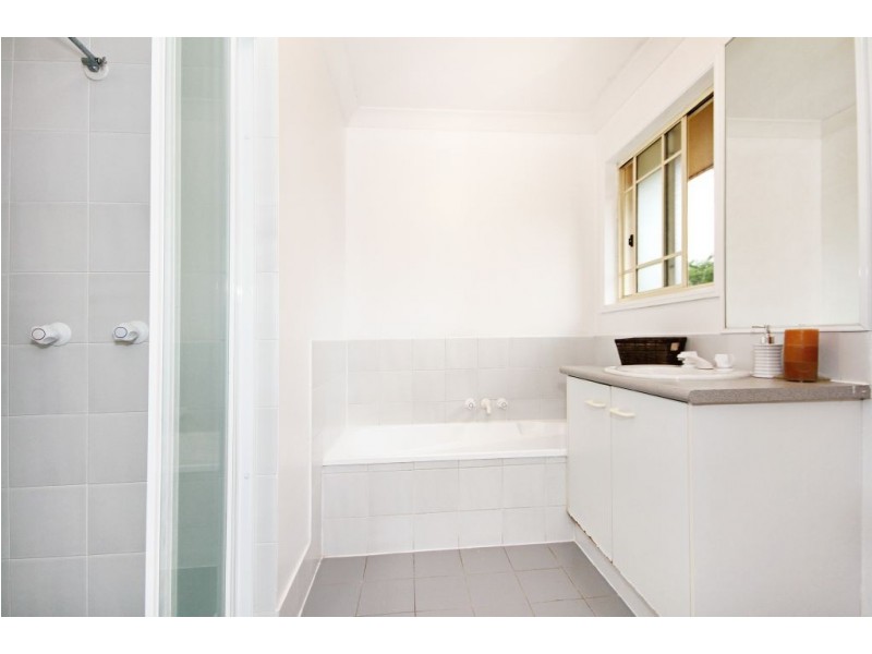 8/88 Old Coach Road, Mudgeeraba QLD 4213