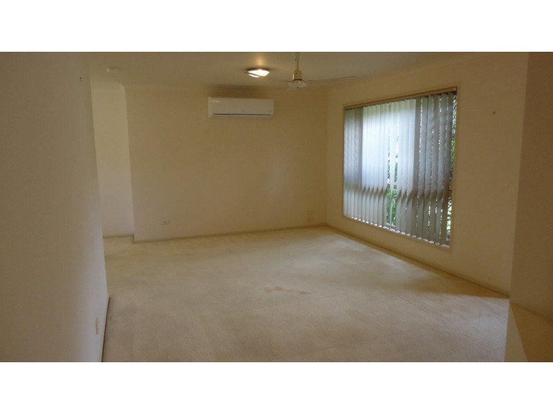 7 Swanton Drive, Mudgeeraba QLD 4213