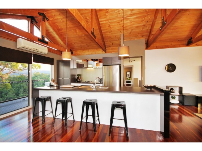 140 Strawberry Rd, Mudgeeraba QLD 4213