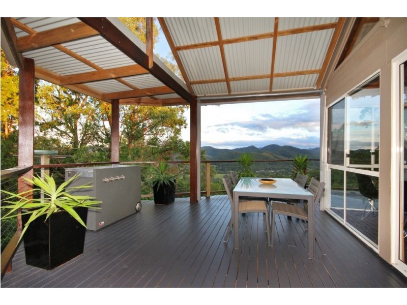 140 Strawberry Rd, Mudgeeraba QLD 4213