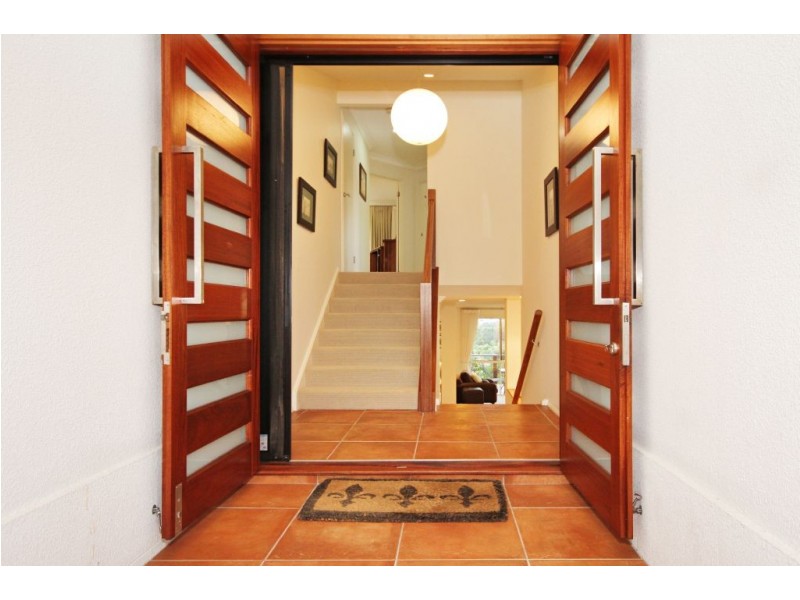 15 Highbridge Rise, Mudgeeraba QLD 4213