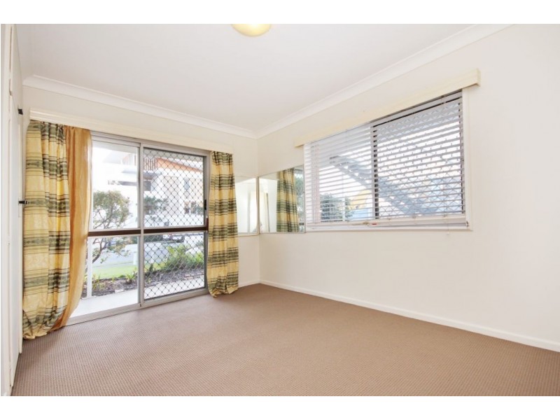 1/2 Haig Street, Coolangatta QLD 4225