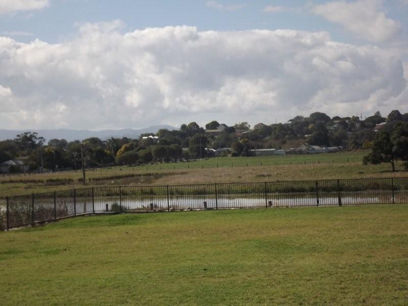 15 Peregrine Dr, Lowood QLD 4311