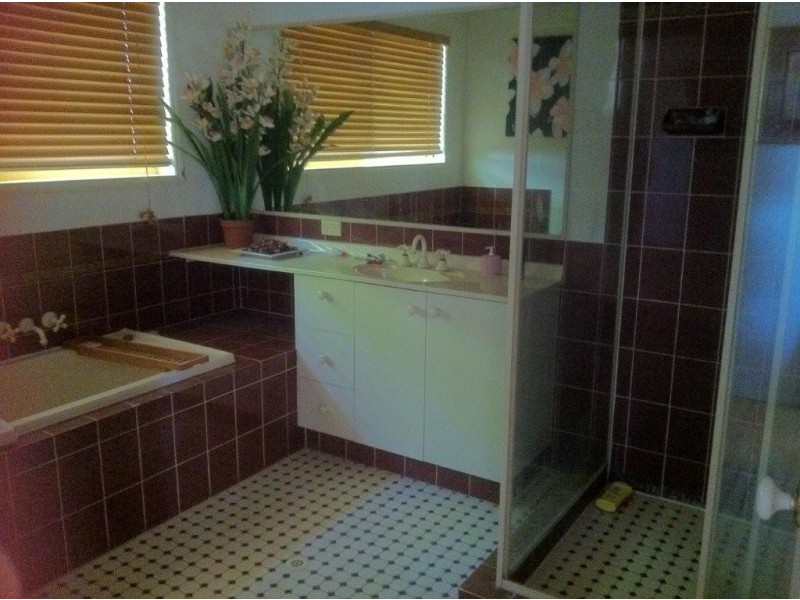 25 Jakes Way, Worongary QLD 4213