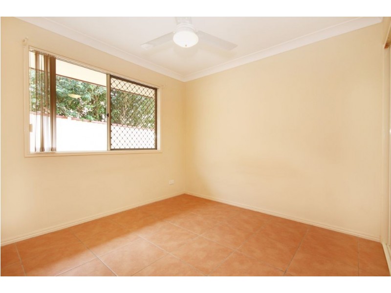 25 Armstrong Way, Highland Park QLD 4211