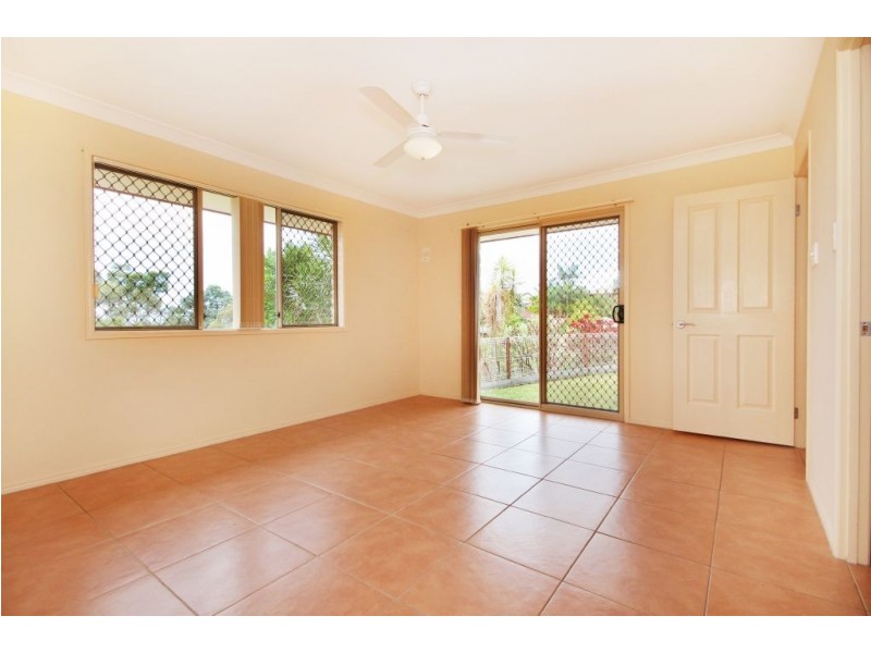 25 Armstrong Way, Highland Park QLD 4211