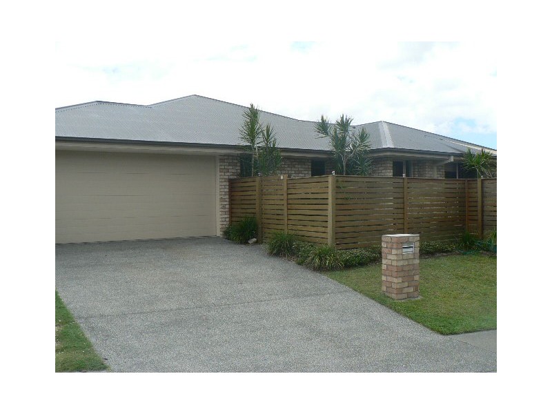 1/1 Abbey Rose Way, Nerang QLD 4211