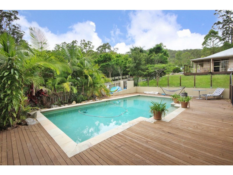 17 Lomatia Court, Bonogin QLD 4213