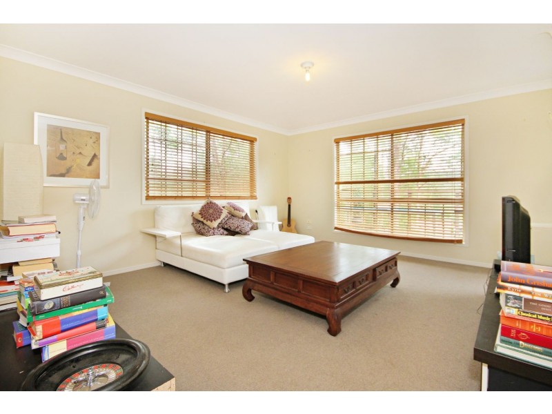 17 Lomatia Court, Bonogin QLD 4213