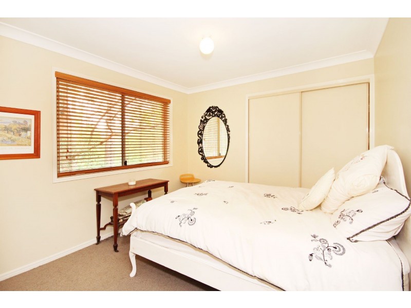 17 Lomatia Court, Bonogin QLD 4213