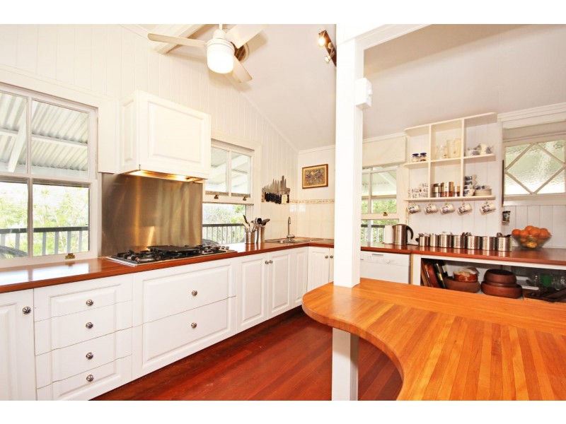 537 Ashmore Road, Ashmore QLD 4214