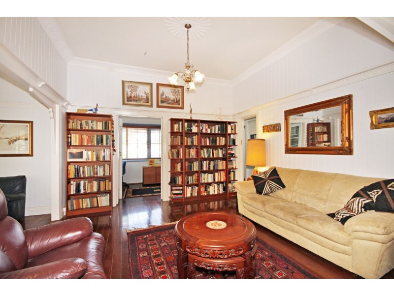 537 Ashmore Road, Ashmore QLD 4214