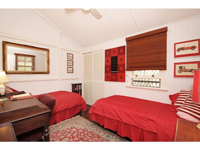 537 Ashmore Road, Ashmore QLD 4214