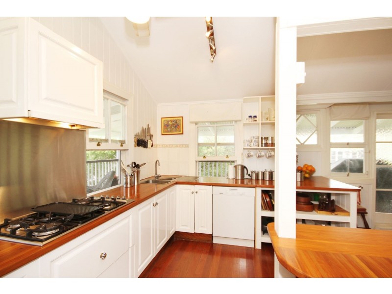 537 Ashmore Road, Ashmore QLD 4214