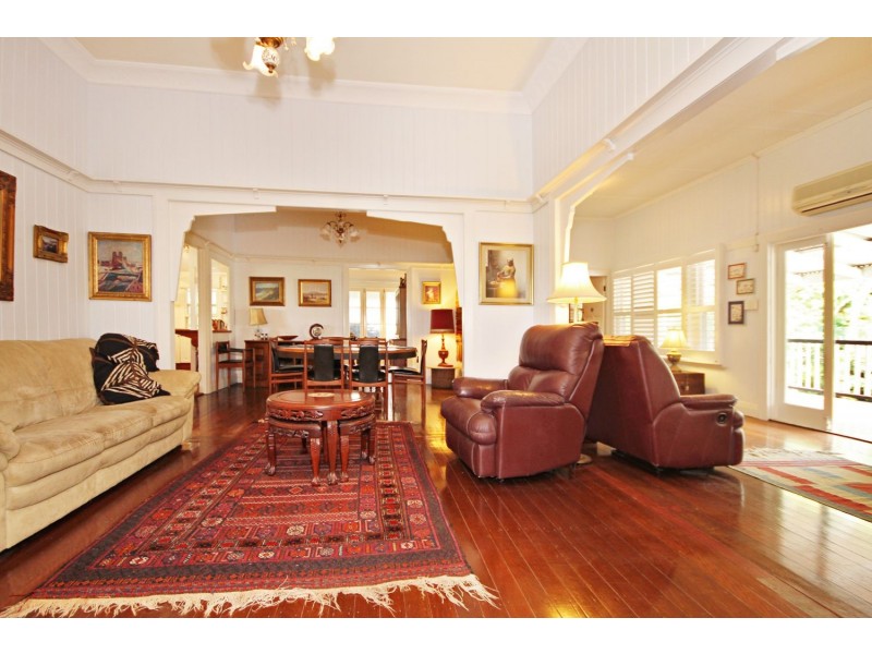 537 Ashmore Road, Ashmore QLD 4214