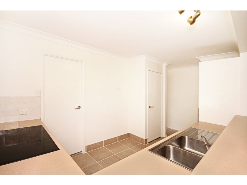 16/4 Sherwood Close, Mudgeeraba QLD 4213