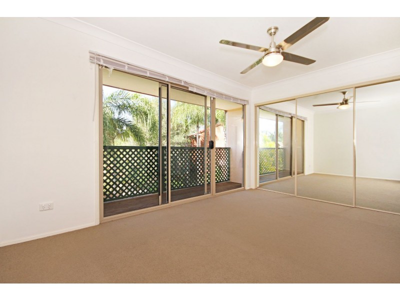 16/4 Sherwood Close, Mudgeeraba QLD 4213