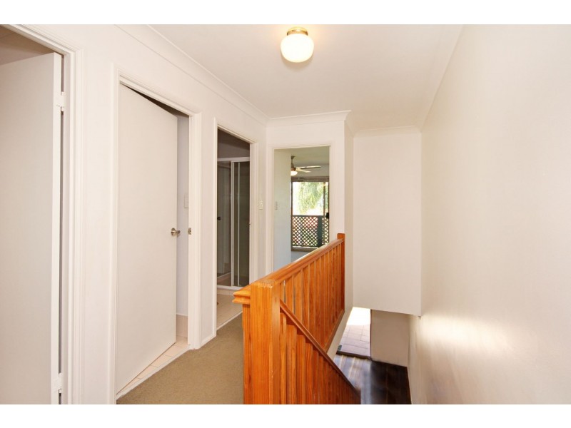 16/4 Sherwood Close, Mudgeeraba QLD 4213