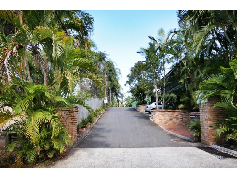 16/4 Sherwood Close, Mudgeeraba QLD 4213