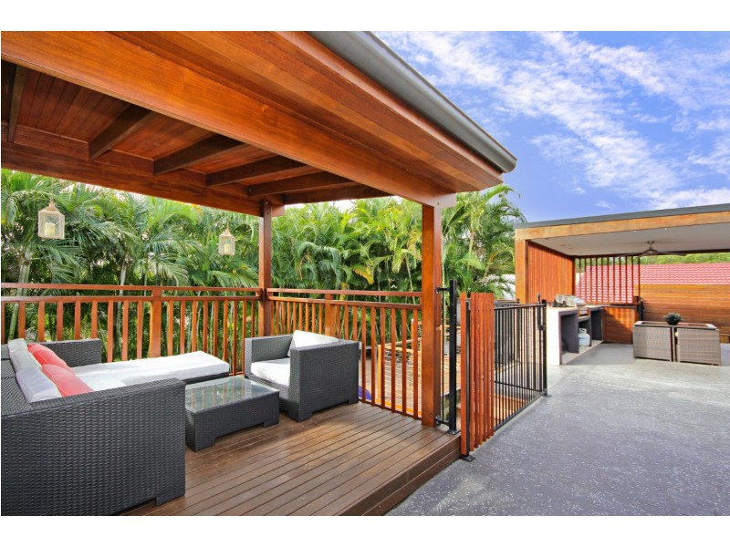 6 Twilight Drive, Mudgeeraba QLD 4213