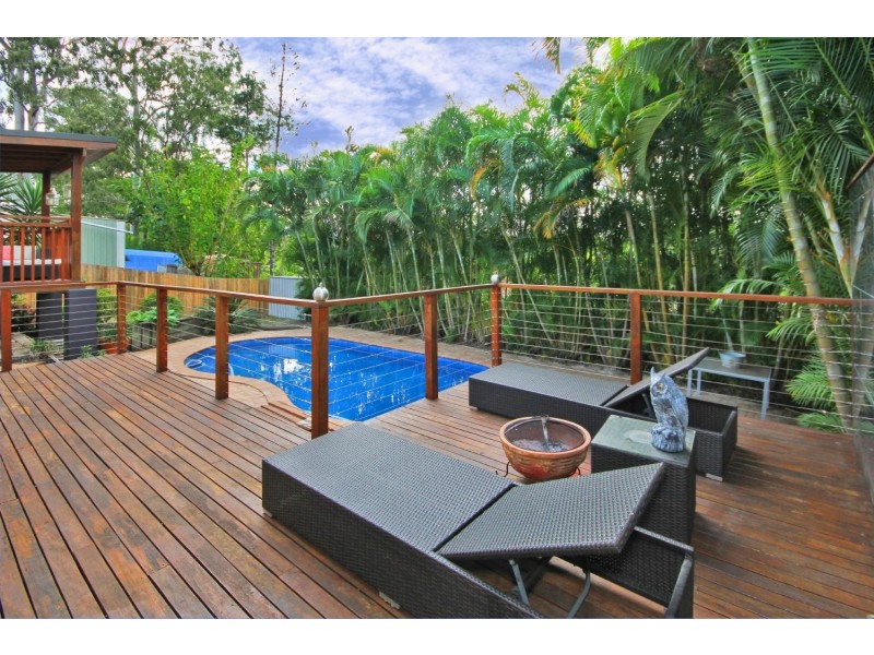 6 Twilight Drive, Mudgeeraba QLD 4213