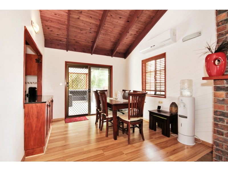 6 Twilight Drive, Mudgeeraba QLD 4213