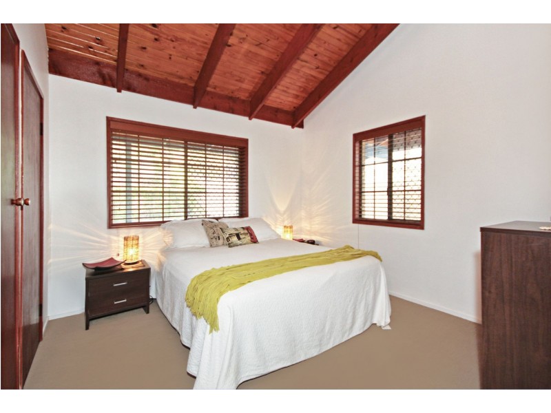 6 Twilight Drive, Mudgeeraba QLD 4213