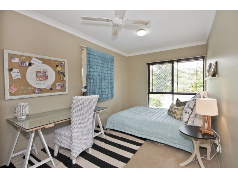 8 Altos Court, Mudgeeraba QLD 4213