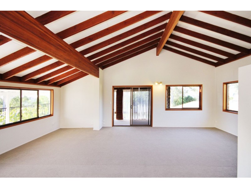 12 Duke Court, Tallai QLD 4213