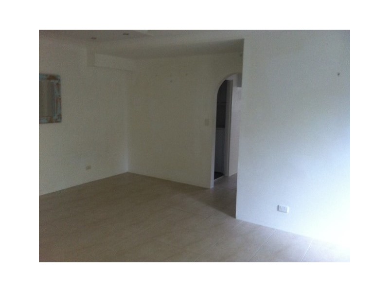 8/206 Surf Parade, Surfers Paradise QLD 4217