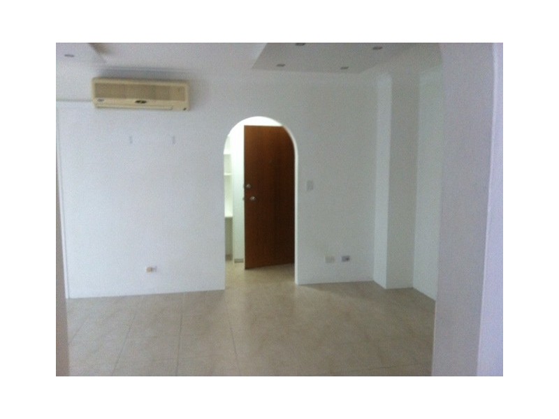 8/206 Surf Parade, Surfers Paradise QLD 4217