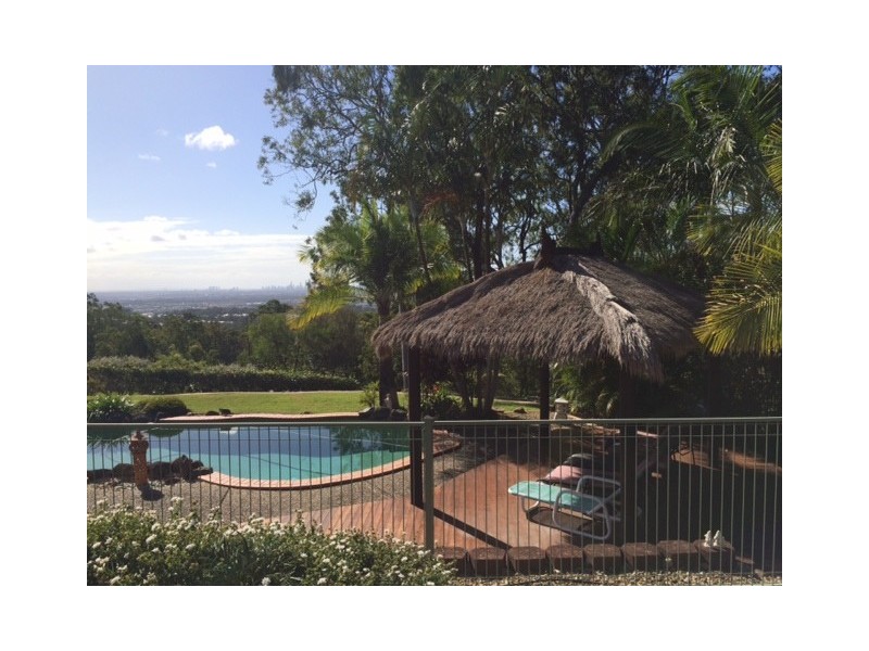278 Chesterfield Drive, Bonogin QLD 4213