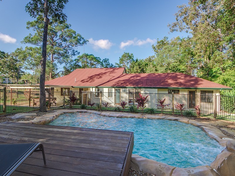 8 Foxtail Court, Tallai QLD 4213