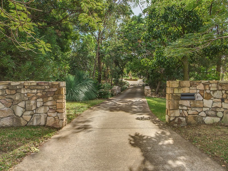 8 Foxtail Court, Tallai QLD 4213