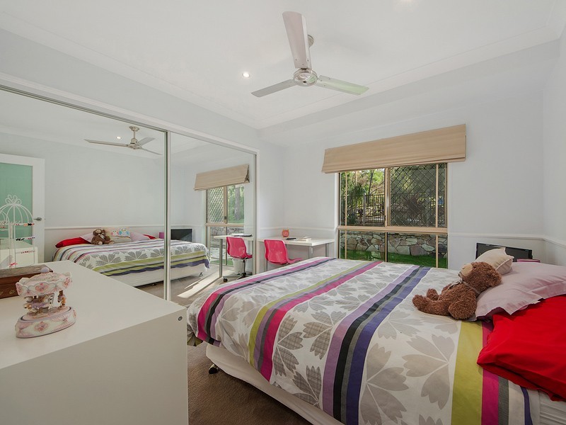 8 Foxtail Court, Tallai QLD 4213