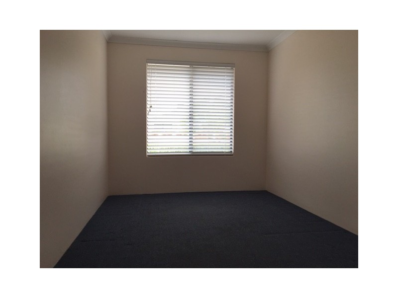 22 Plumwood Avenue, Hammond Park WA 6164