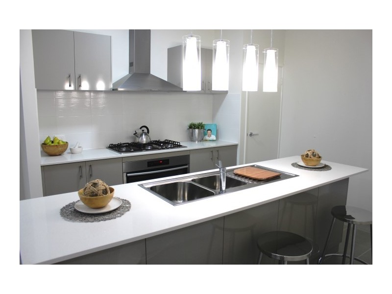 8 Ginger Loop, Banjup WA 6164