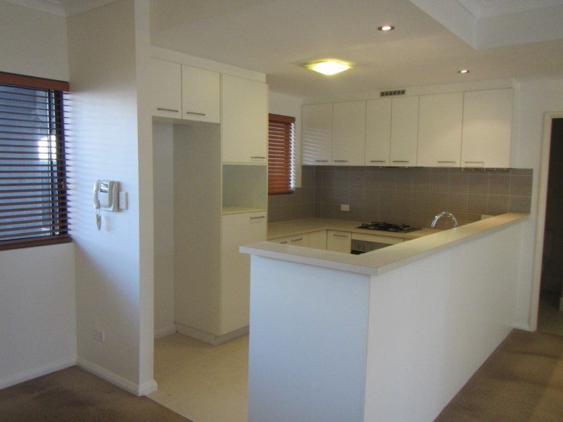29/2 Stockton Bend, Cockburn Central WA 6164