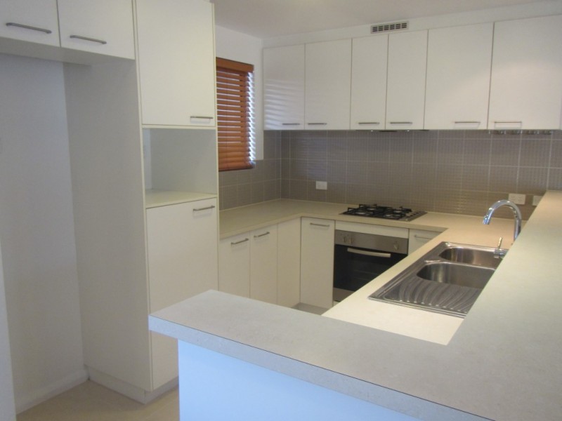 29/2 Stockton Bend, Cockburn Central WA 6164