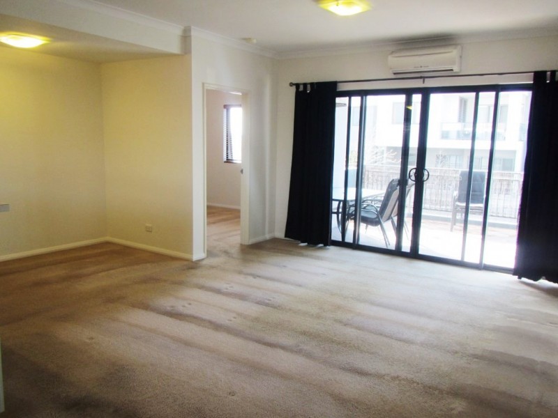 29/2 Stockton Bend, Cockburn Central WA 6164