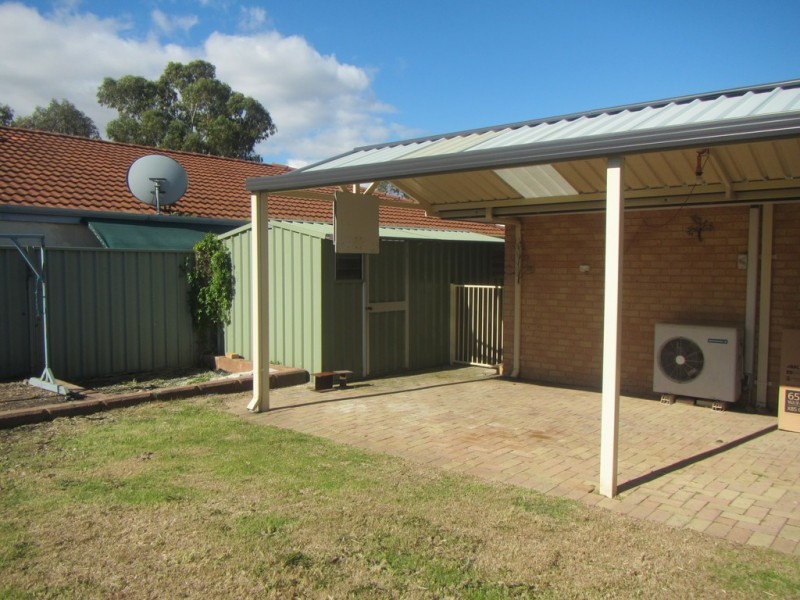 4 Tylee Cove, Atwell WA 6164