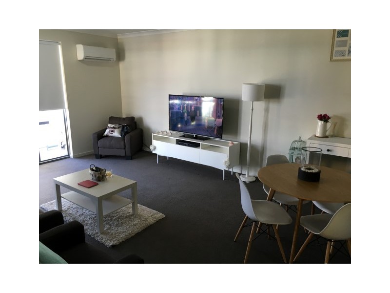 21 Malata Crescent, Success WA 6164