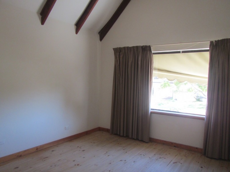 4 Jane Road, Applecross WA 6153