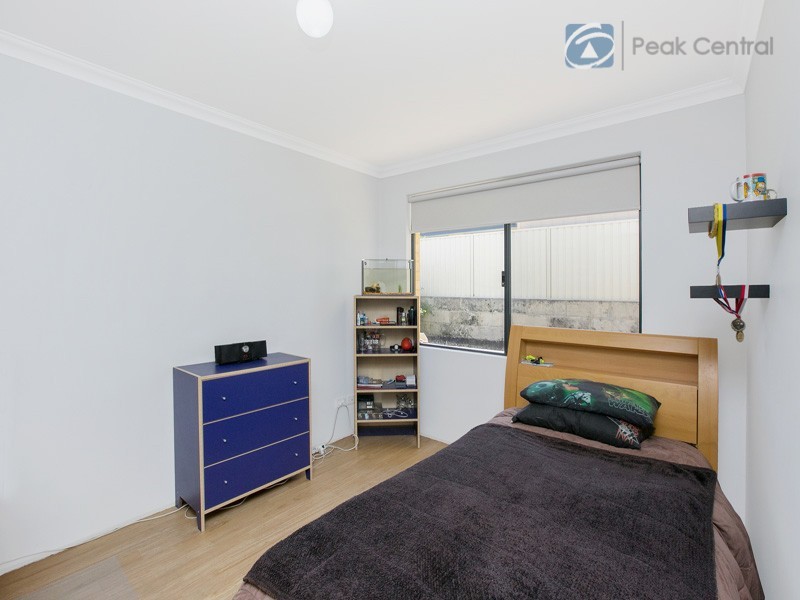 9 Sandleford Way, Hammond Park WA 6164