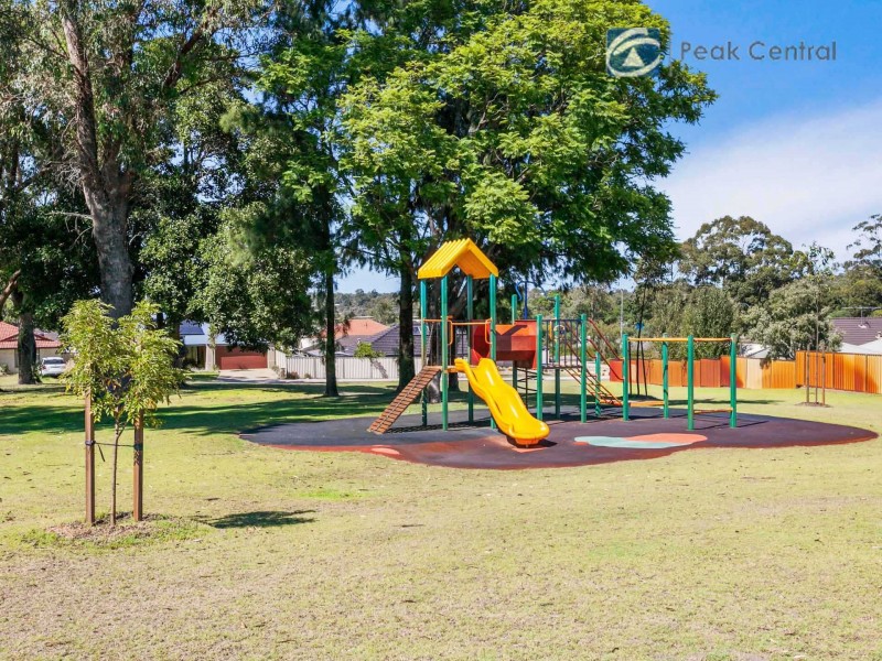 6 Koomba Rise, Bertram WA 6167