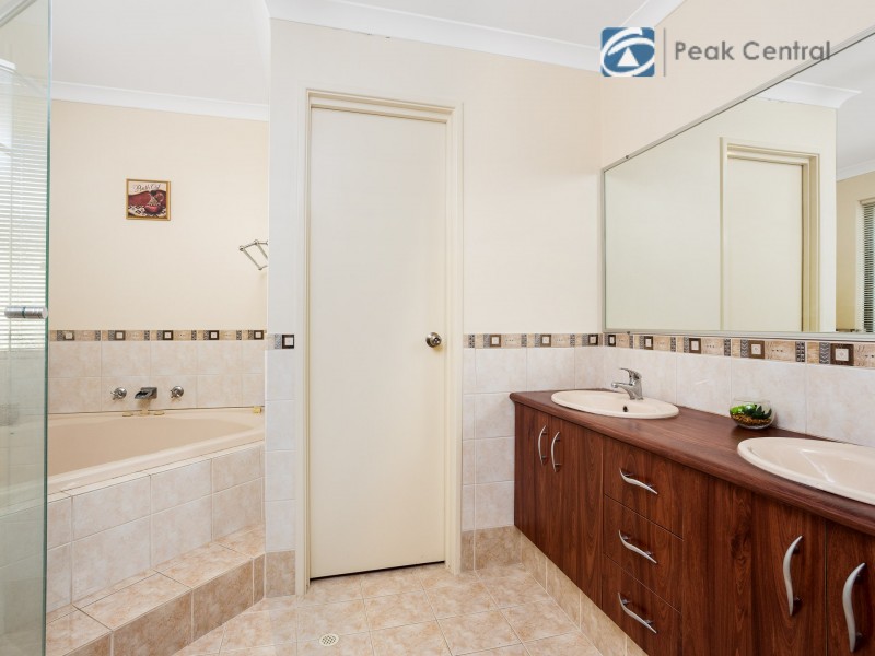22 Dulcet Link, Atwell WA 6164