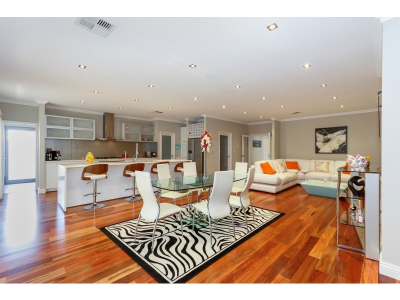 6 Stowe Gardens, Aubin Grove WA 6164
