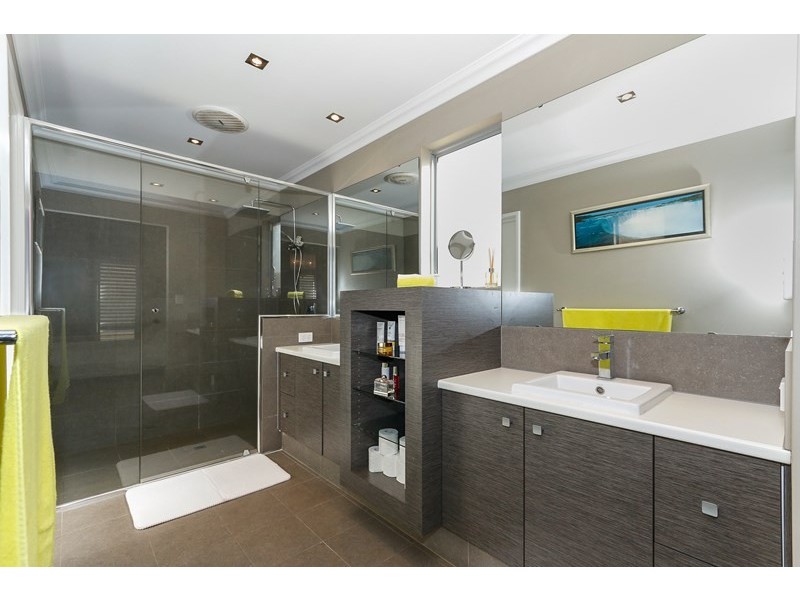 6 Stowe Gardens, Aubin Grove WA 6164