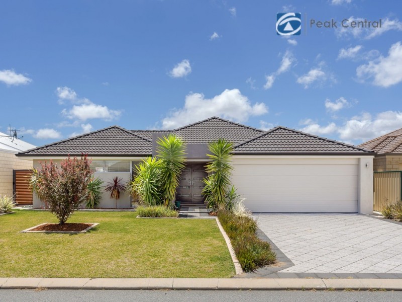 29 Flametree Bend, Hammond Park WA 6164